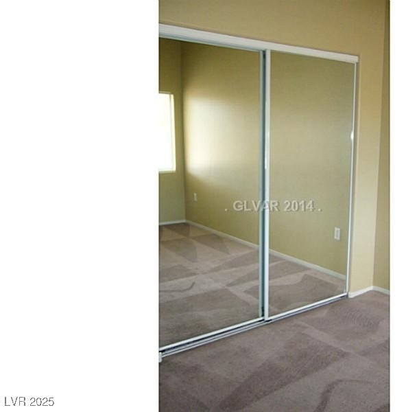 2050 N Los Feliz Street - Photo 15