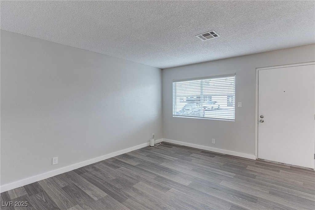 5001 Obannon Drive - Photo 11