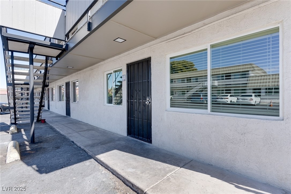 5001 Obannon Drive - Photo 5