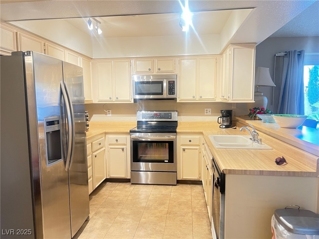 5315 Winston Drive - Photo 39