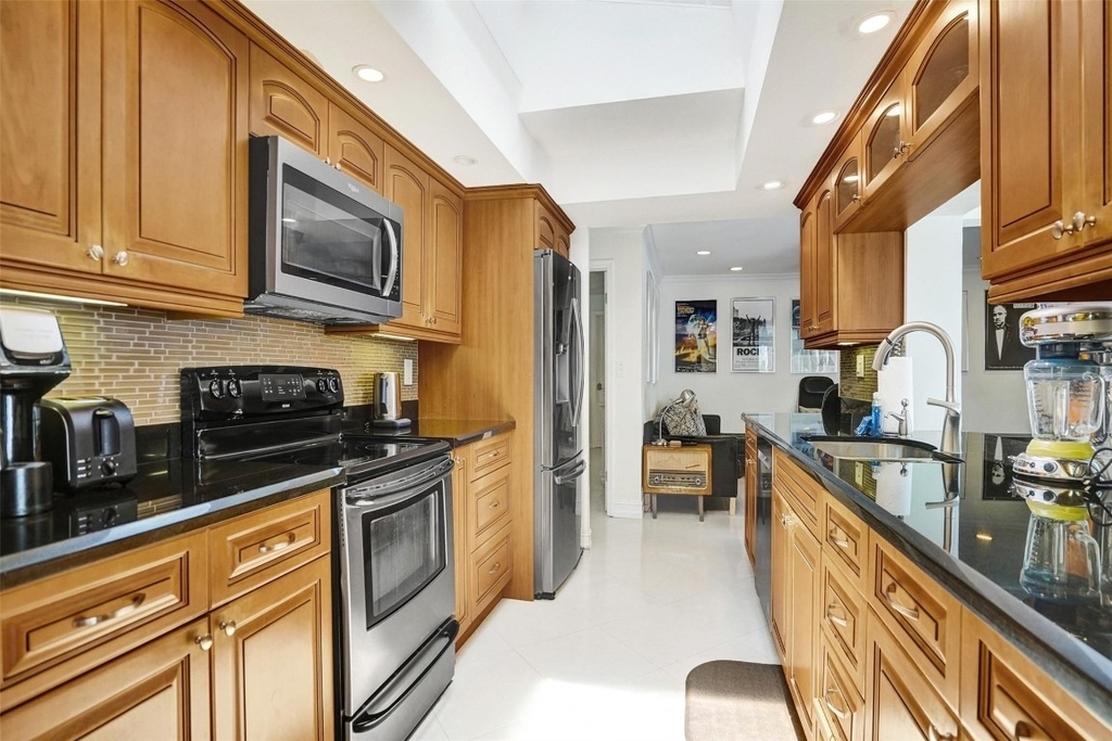 2051 Coral Reef Drive - Photo 9