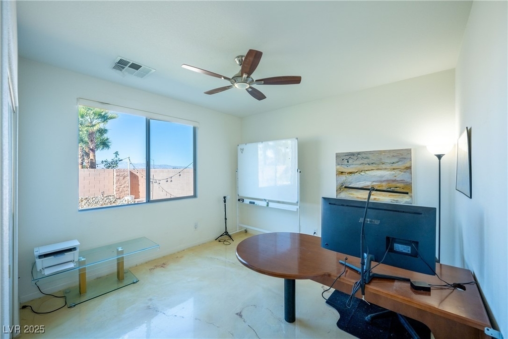 359 Hoskins Court - Photo 25