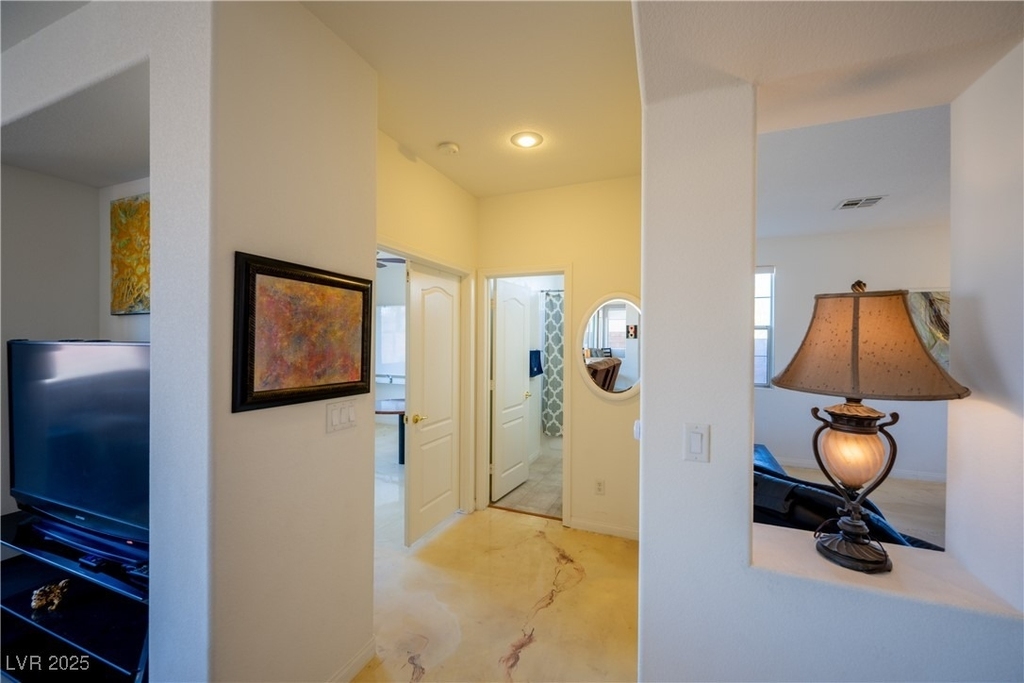 359 Hoskins Court - Photo 22