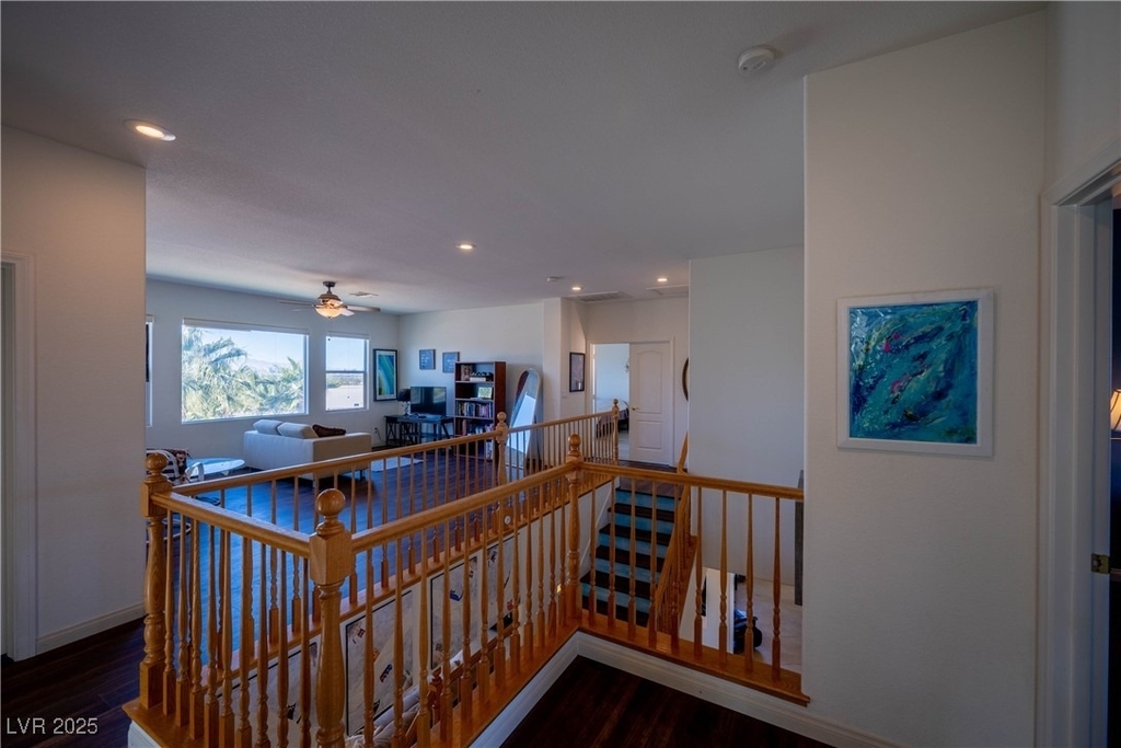 359 Hoskins Court - Photo 54