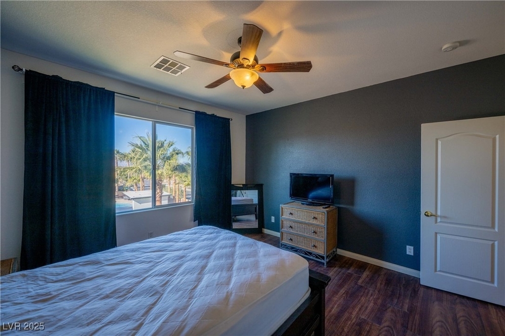 359 Hoskins Court - Photo 58