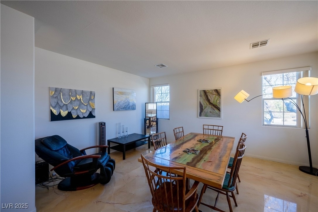 359 Hoskins Court - Photo 30