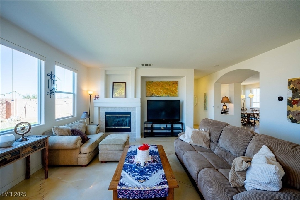 359 Hoskins Court - Photo 21