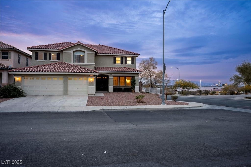 359 Hoskins Court - Photo 2