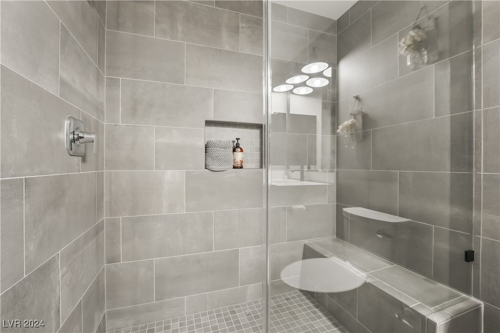 950 Seven Hills Drive - Photo 11