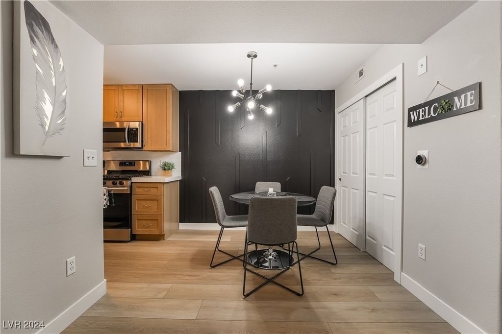 950 Seven Hills Drive - Photo 5