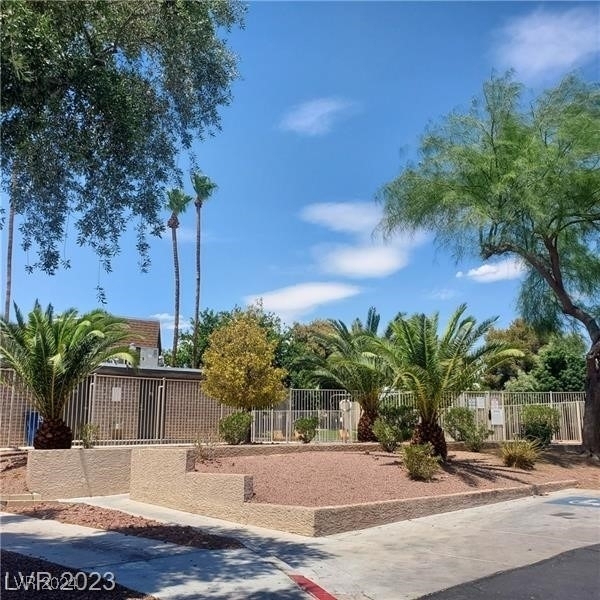 4032 Village Square - Photo 11