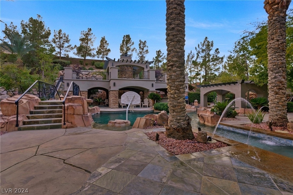 5 Wood Creek Court - Photo 35