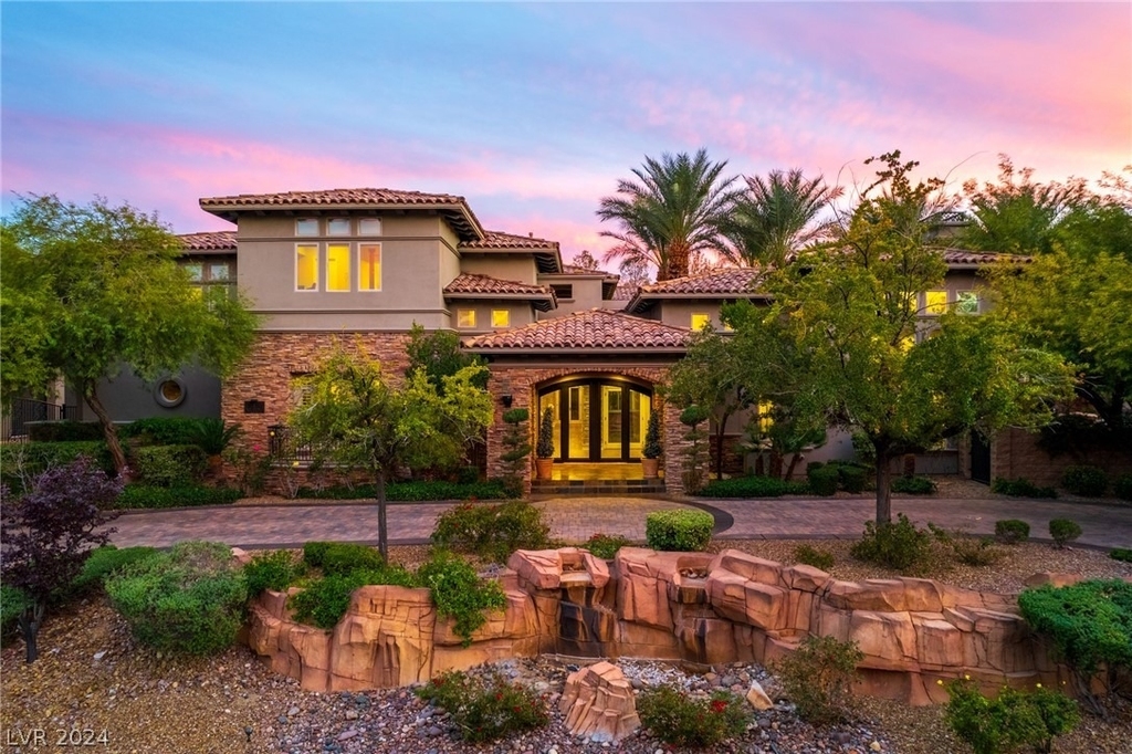 5 Wood Creek Court - Photo 0