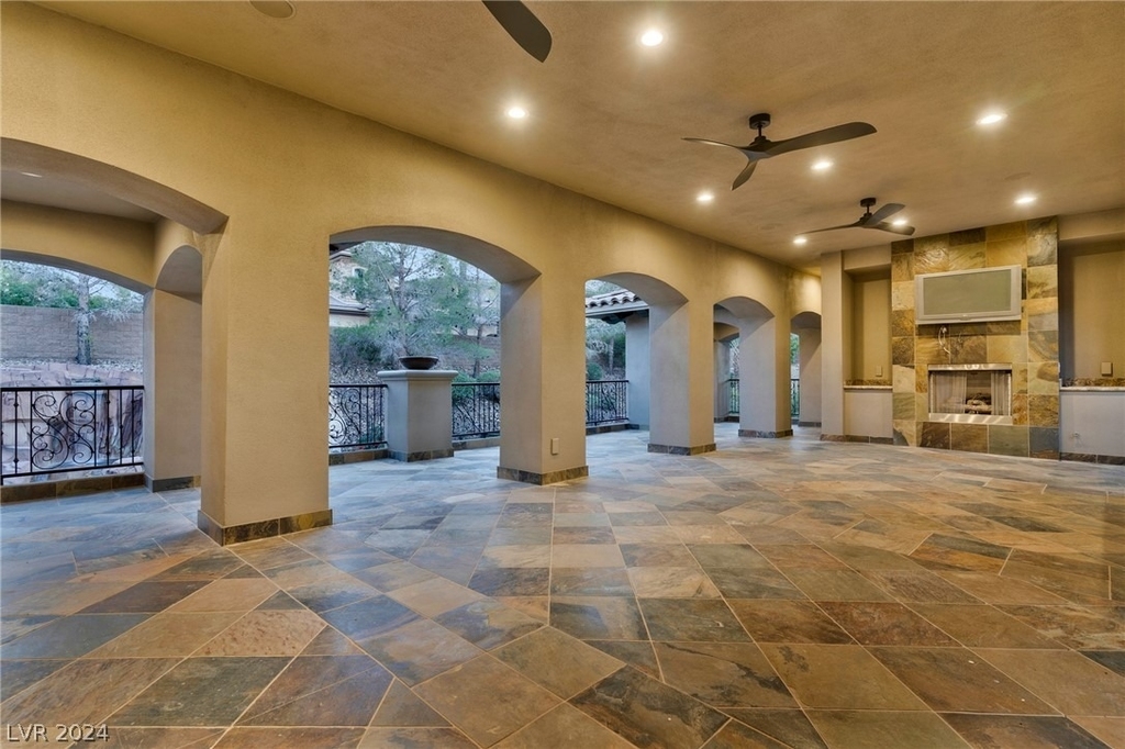 5 Wood Creek Court - Photo 36