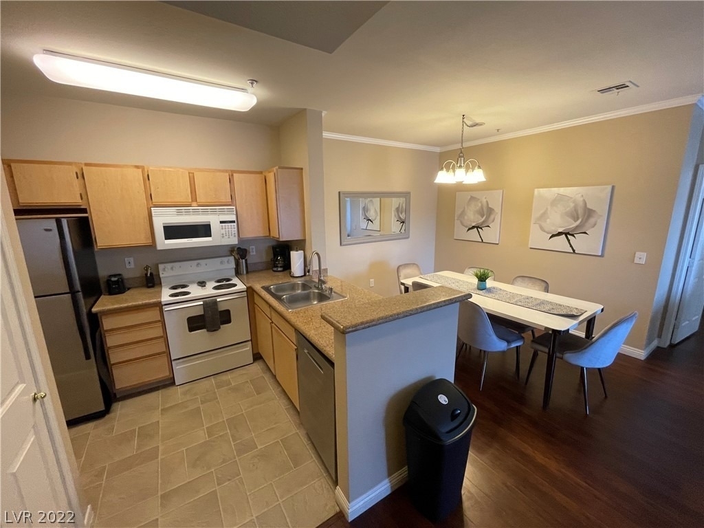 2900 Sunridge Heights Parkway - Photo 1