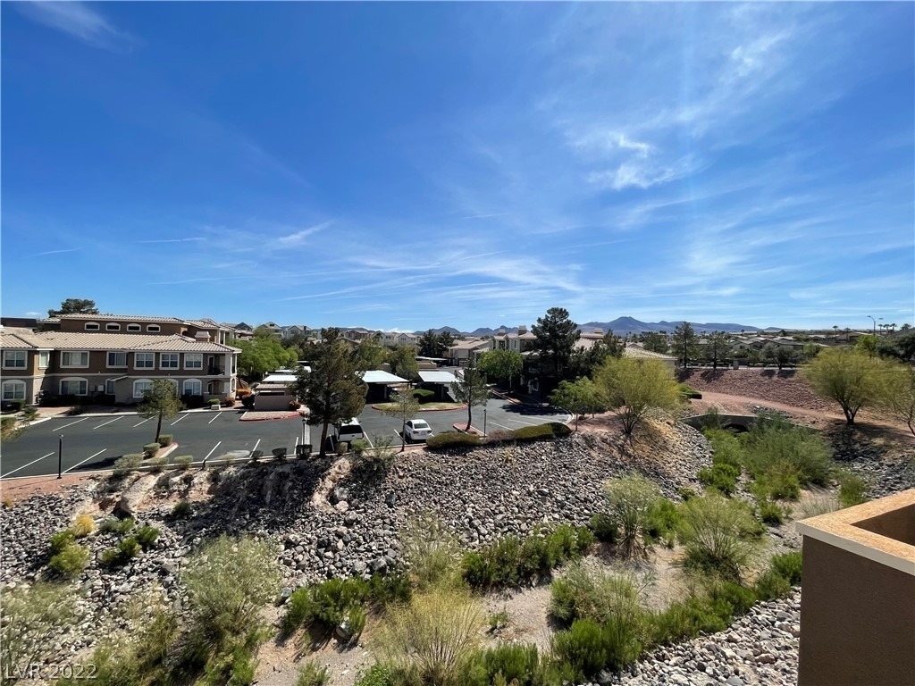 2900 Sunridge Heights Parkway - Photo 11