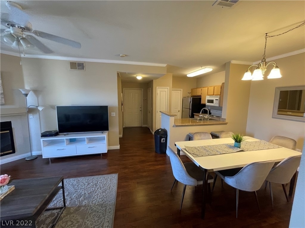 2900 Sunridge Heights Parkway - Photo 4