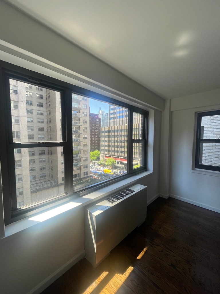 405 East 56th Street - Photo 1