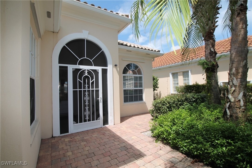 3019 Ellice Way - Photo 3