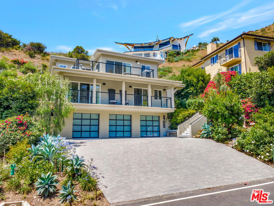 3859 Rambla Pacifico - Photo 0