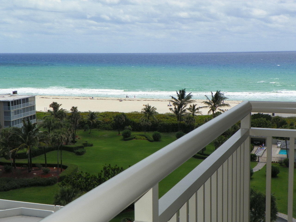 3400 N Ocean Drive - Photo 0