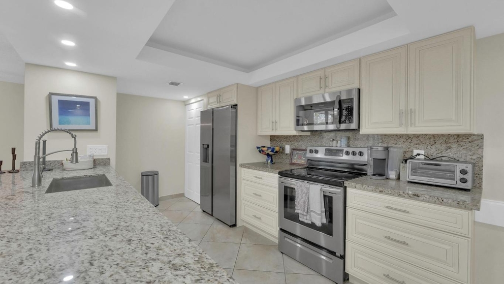 450 Egret Circle - Photo 3