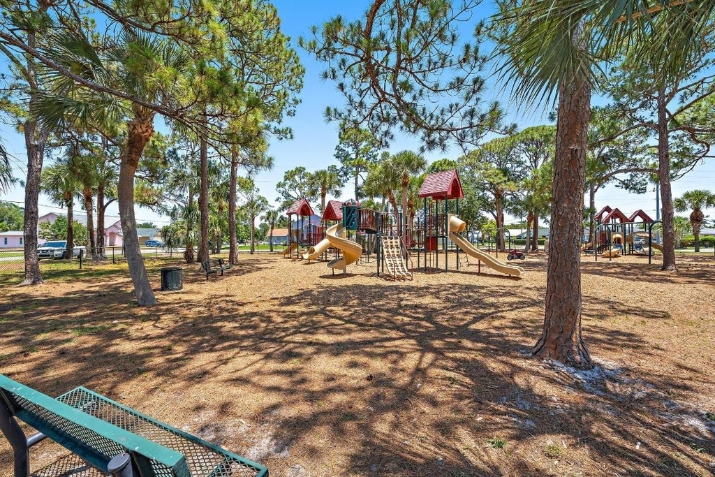 15129 Harriet Avenue - Photo 35