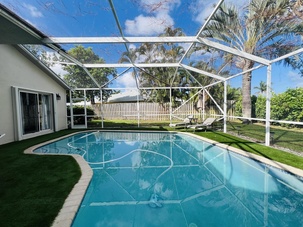 945 Sunflower Avenue - Photo 22