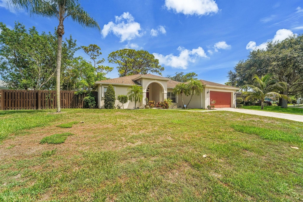 945 Sunflower Avenue - Photo 45