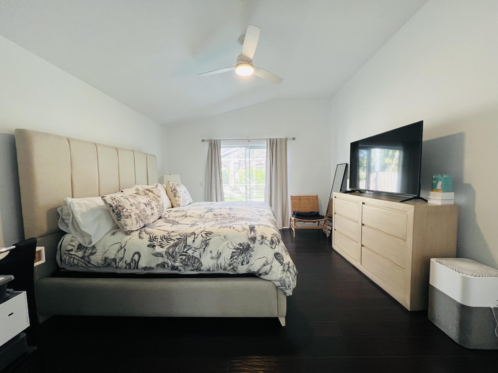 945 Sunflower Avenue - Photo 18