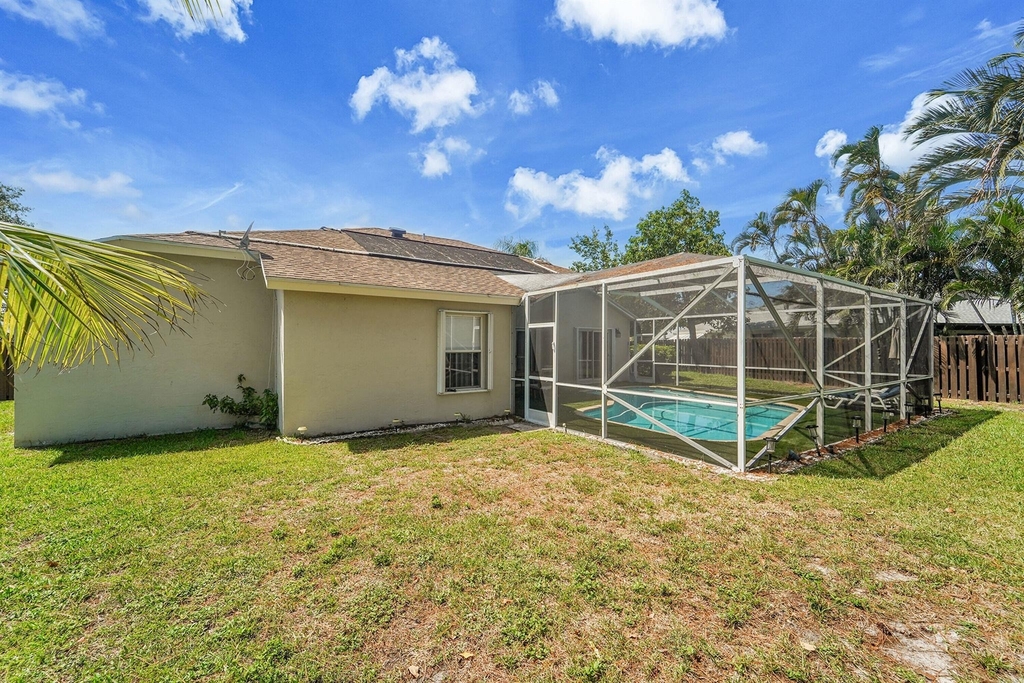 945 Sunflower Avenue - Photo 31