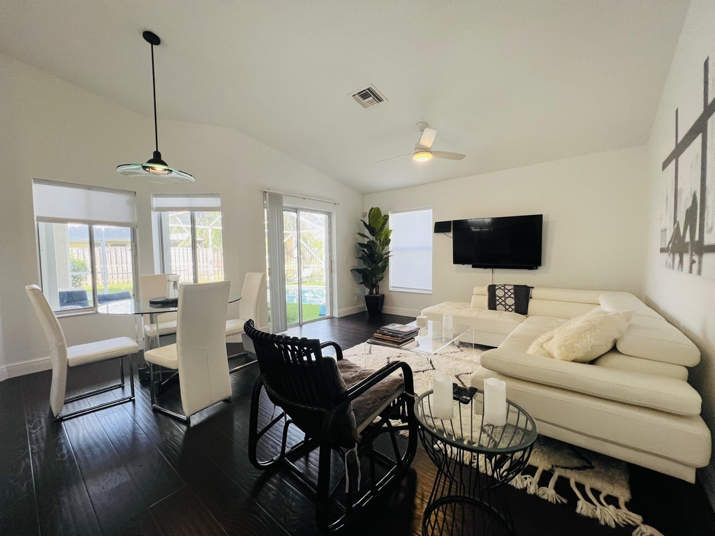 945 Sunflower Avenue - Photo 12