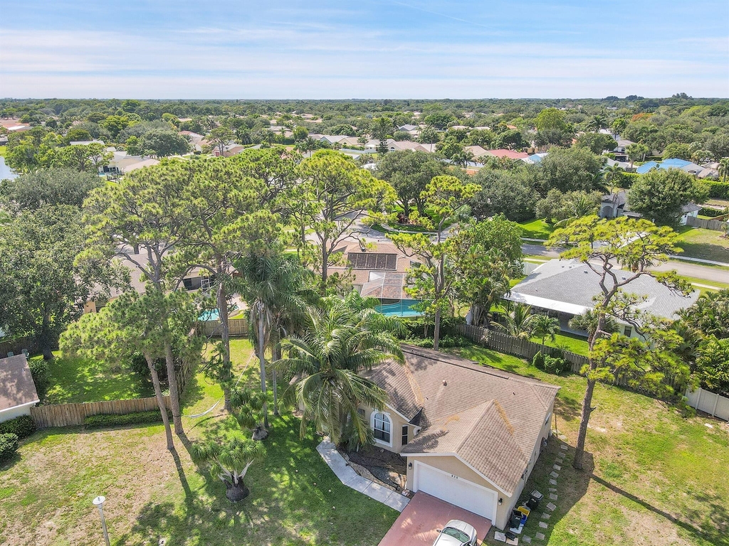 945 Sunflower Avenue - Photo 37