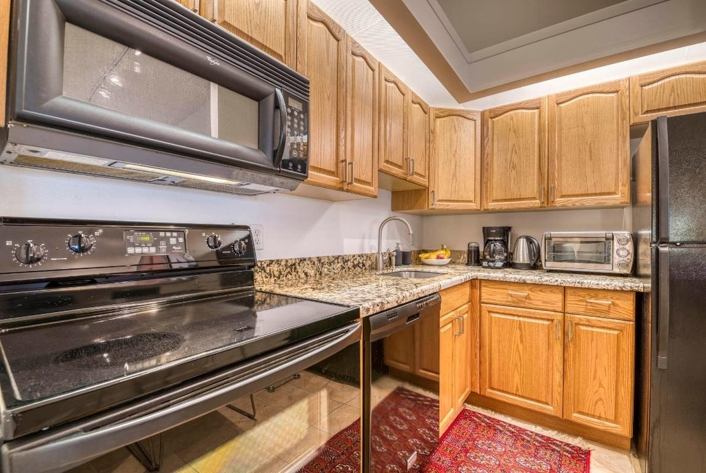 1111 Duncan Circle - Photo 7