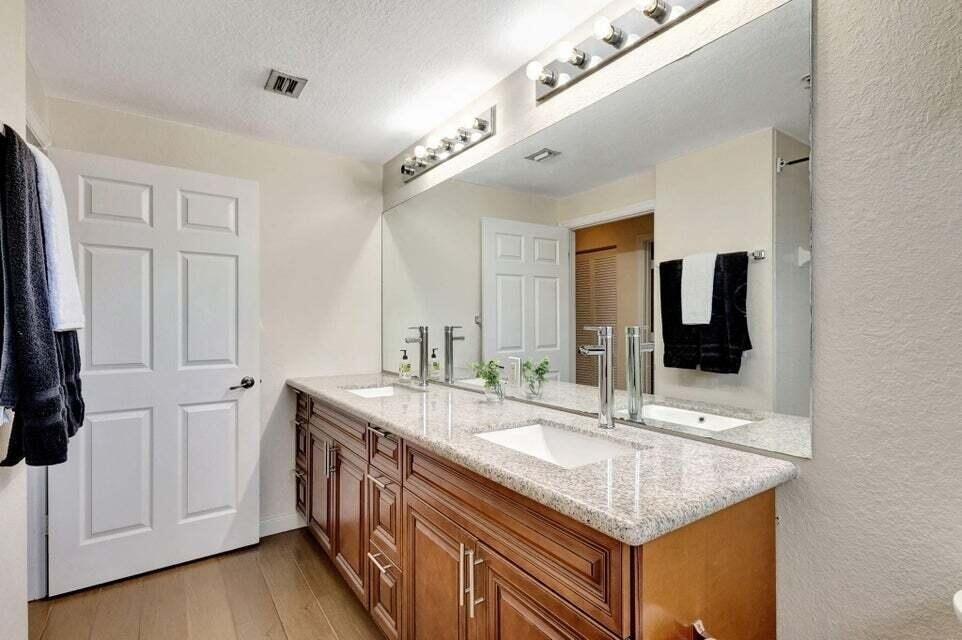 2728 Anzio 105 Court - Photo 27