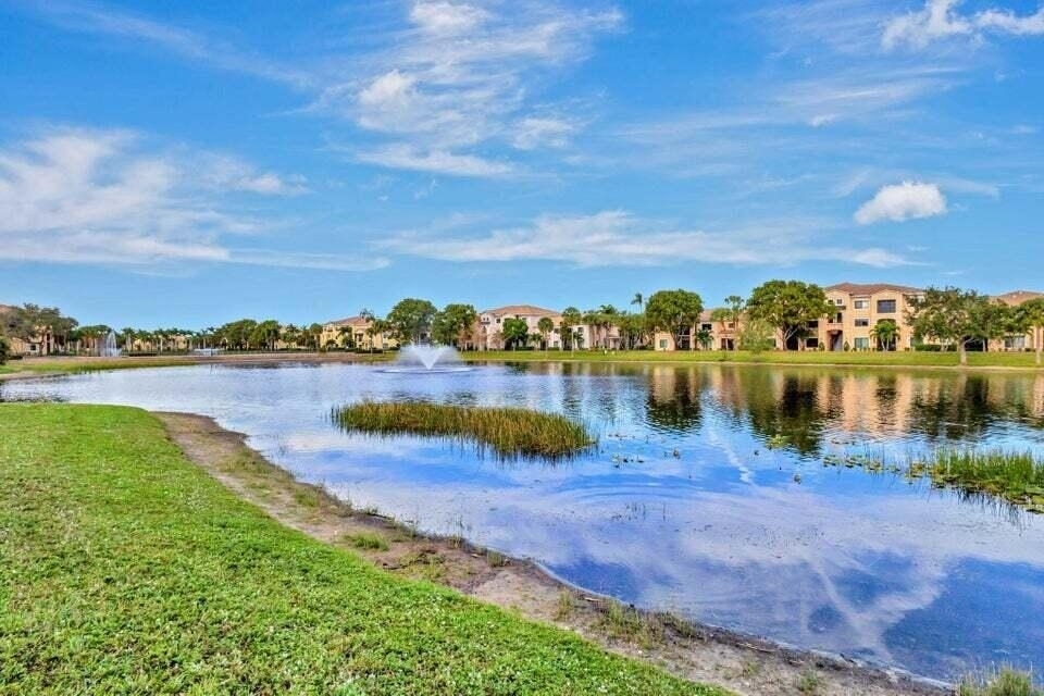 2728 Anzio 105 Court - Photo 29