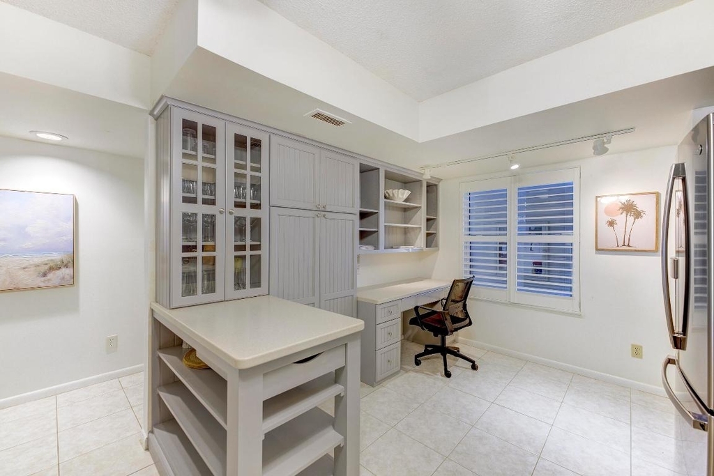 2571 Ne Ocean Boulevard - Photo 3