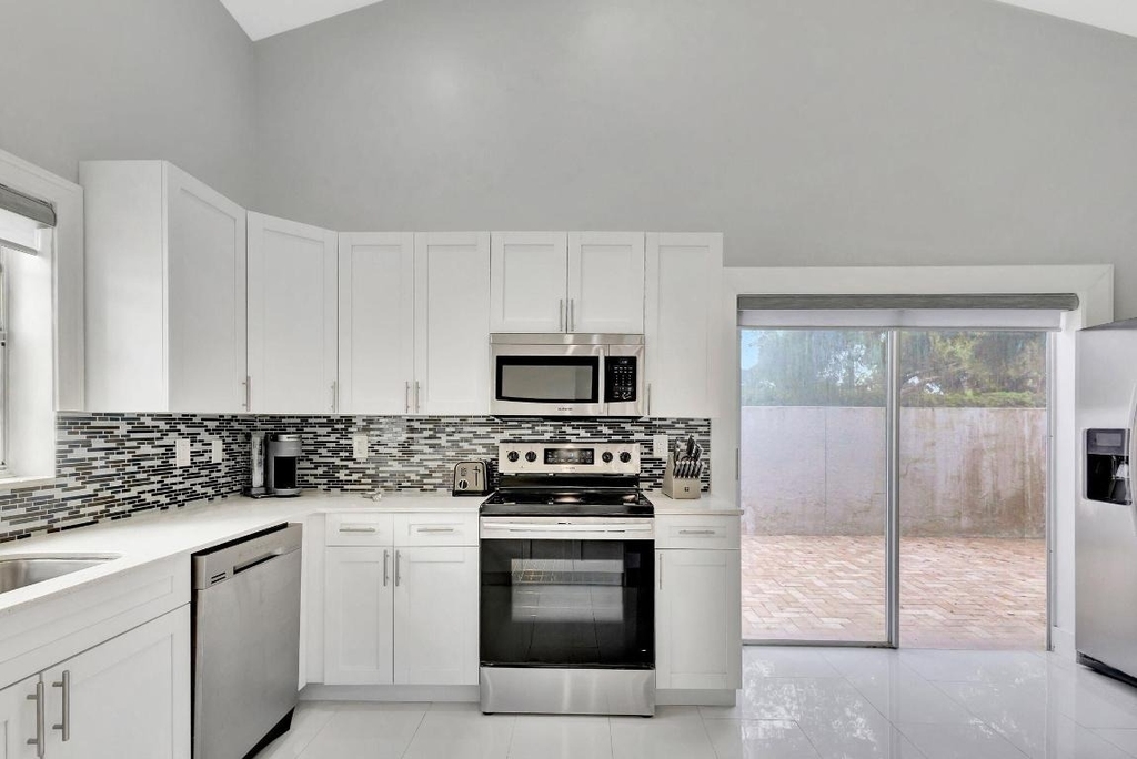 7 Wyndham Lane - Photo 17