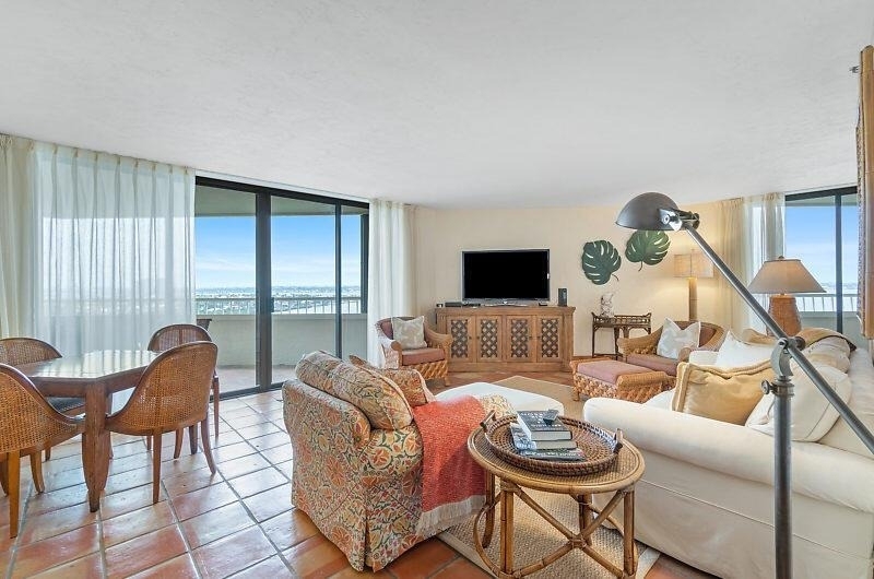 5070 N Ocean Drive - Photo 1