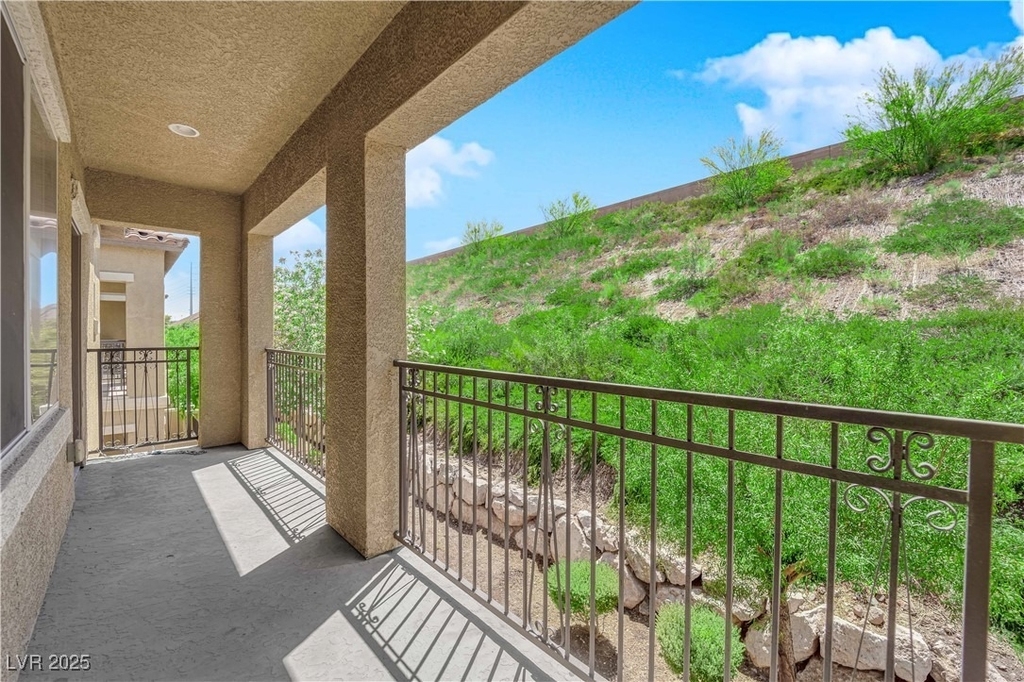 1525 Spiced Wine Avenue - Photo 21