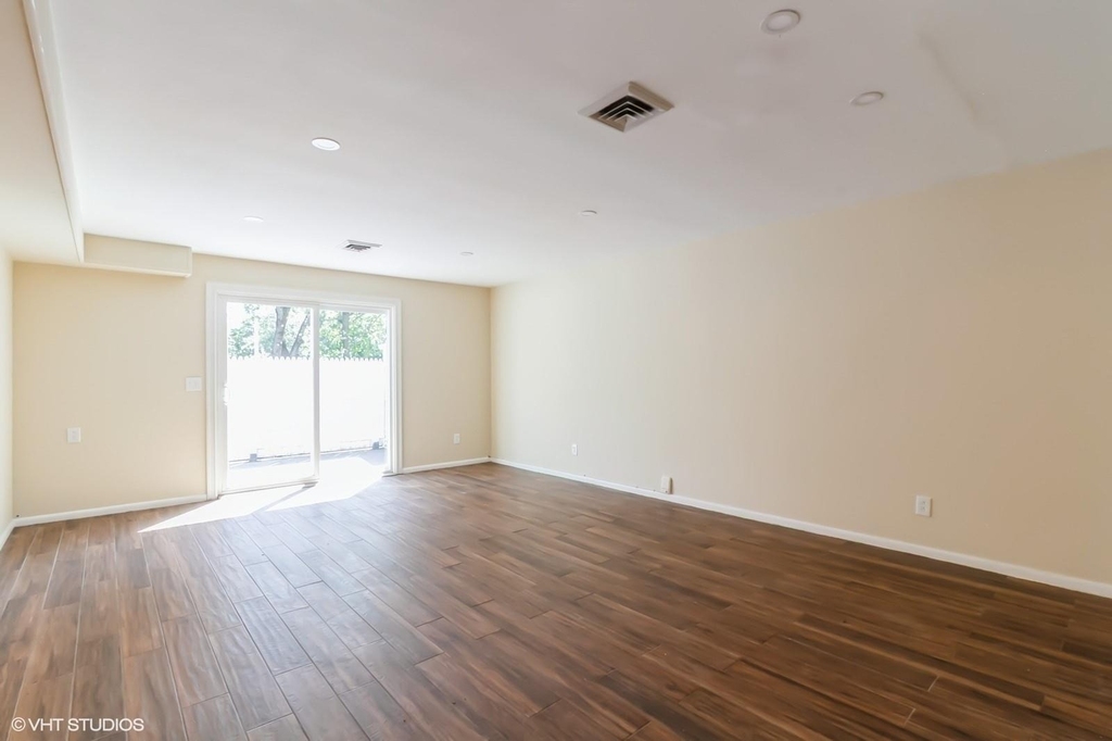 392 King Street - Photo 7