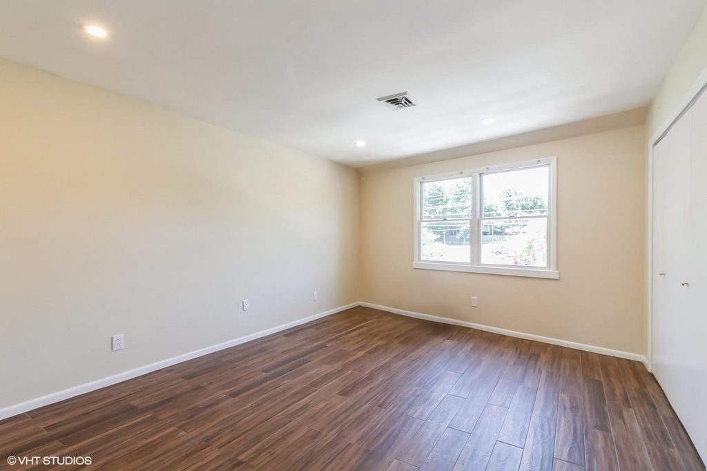 392 King Street - Photo 8