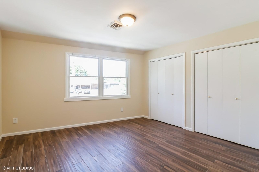 392 King Street - Photo 10