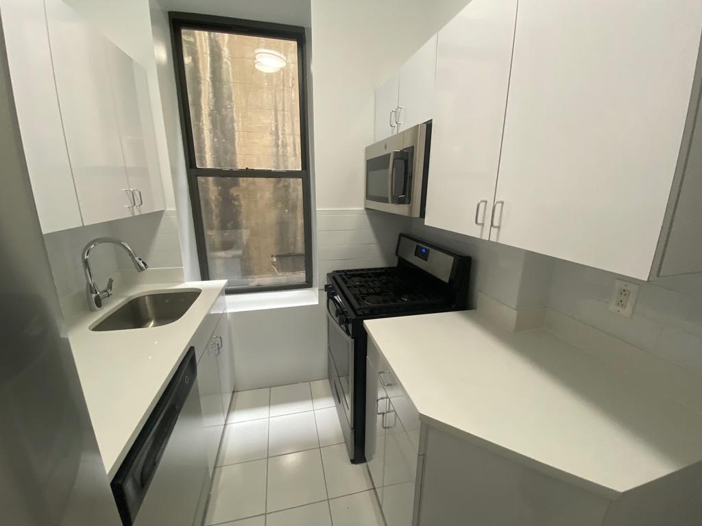  West 72nd Street - Photo 8
