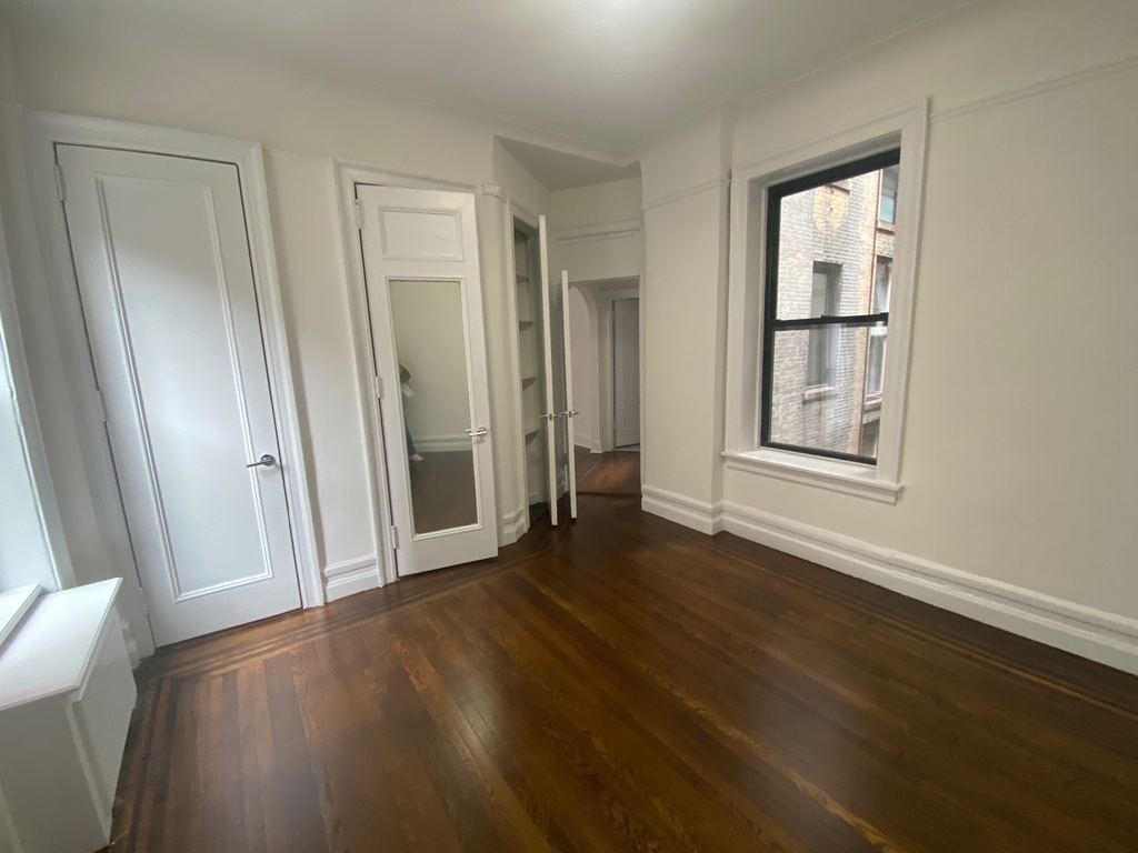  West 72nd Street - Photo 3