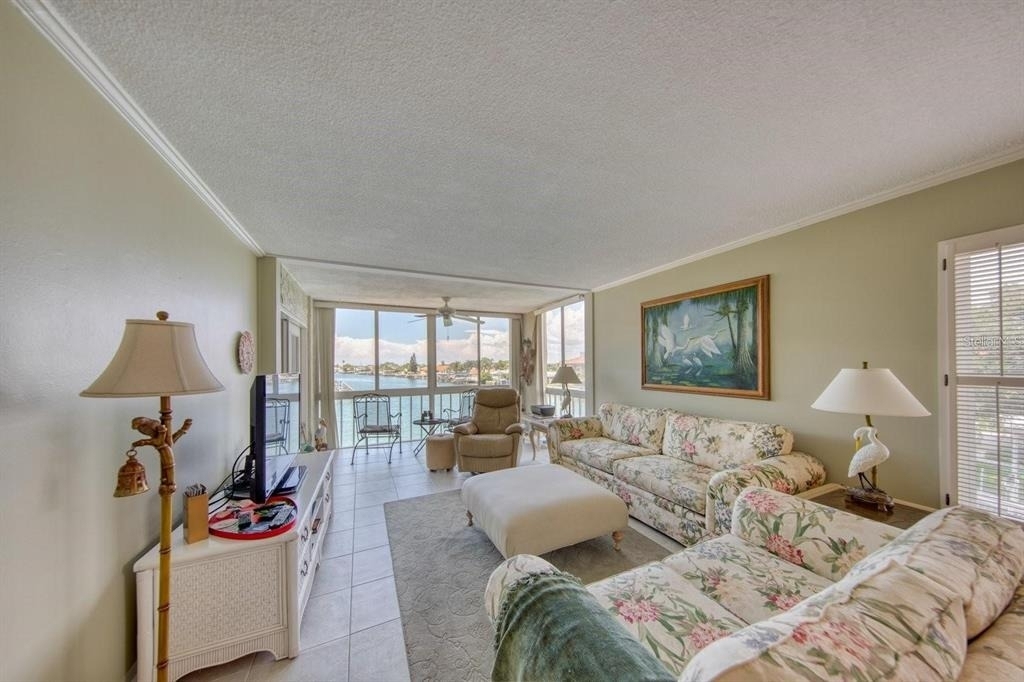 105 Island Way - Photo 18