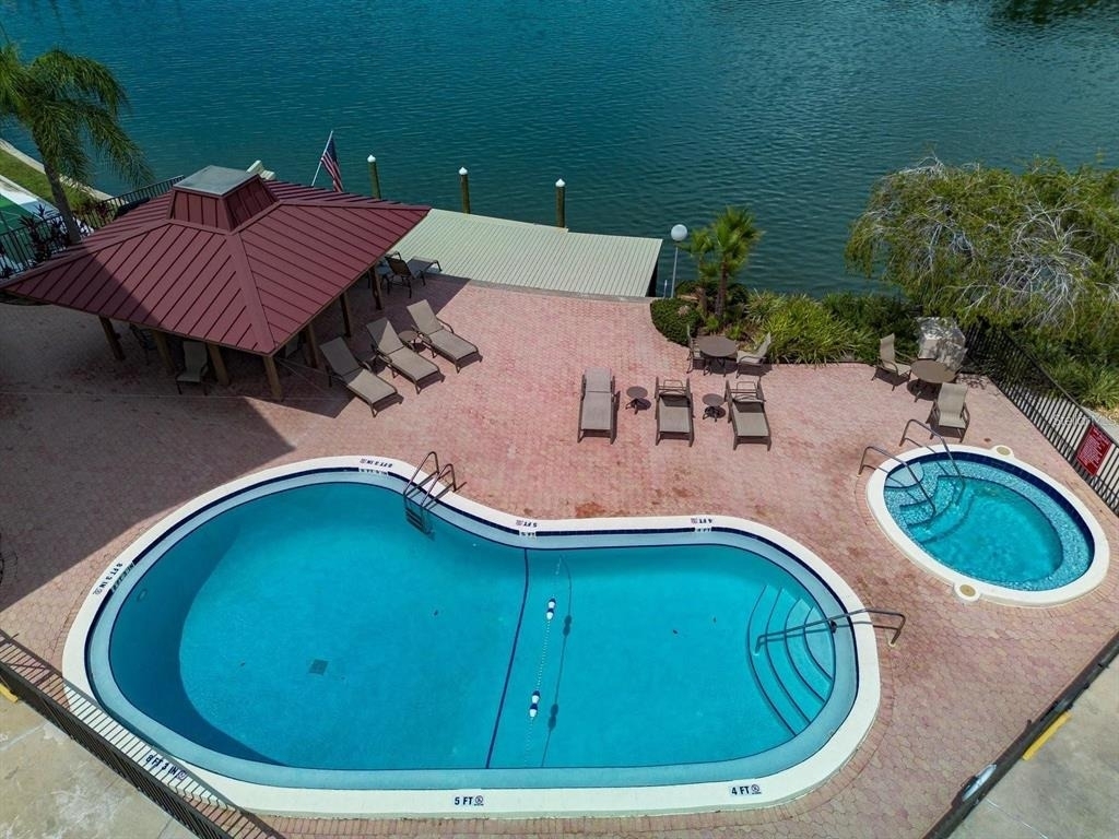 105 Island Way - Photo 4