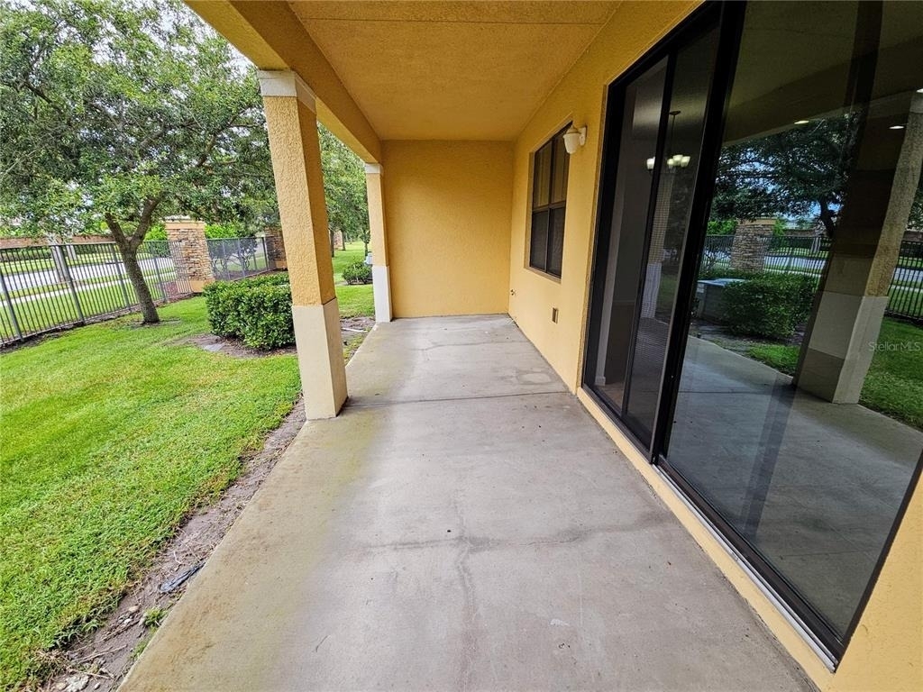 1899 Portofino Meadows Boulevard - Photo 34