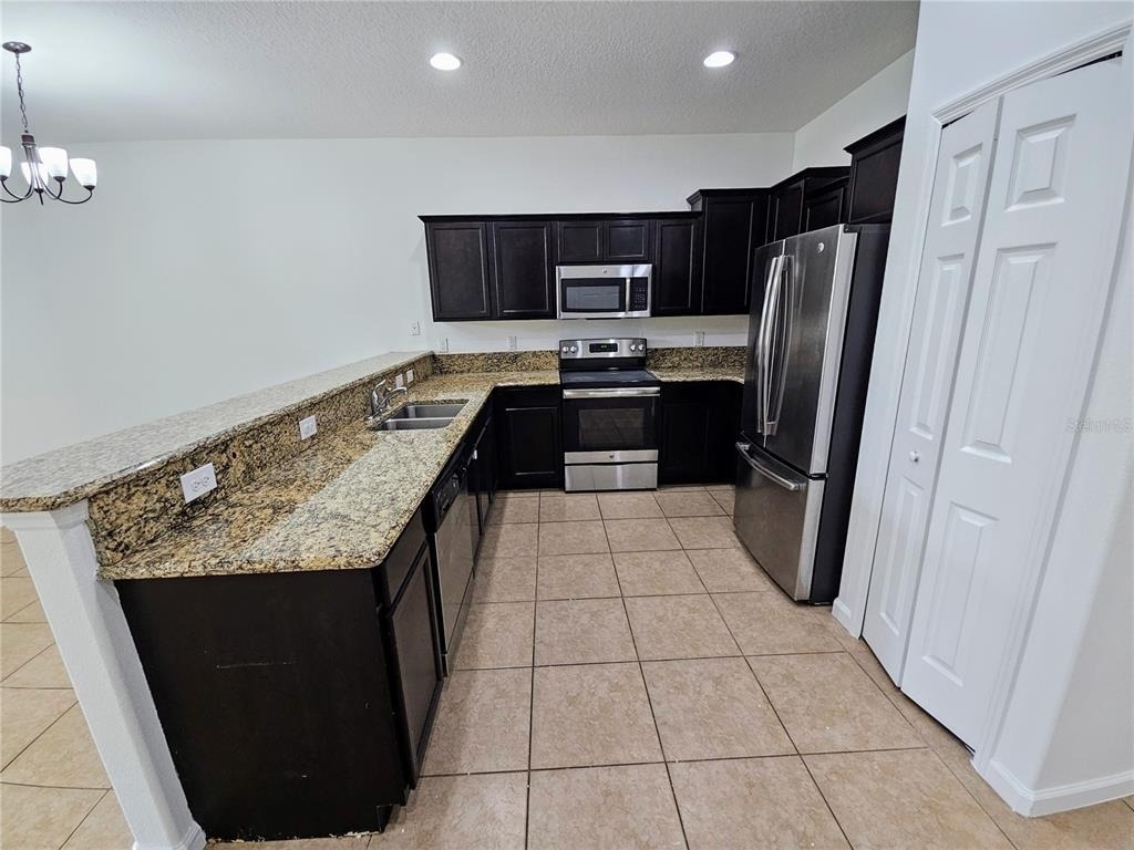 1899 Portofino Meadows Boulevard - Photo 26