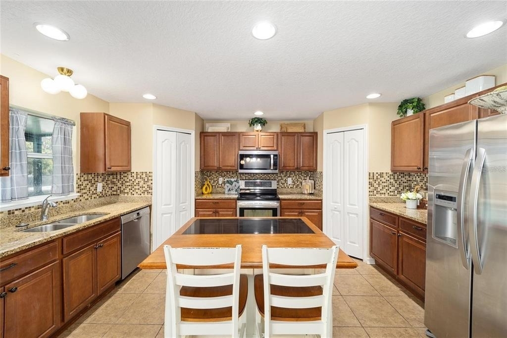 14308 Nw 161st Avenue - Photo 11